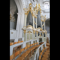 Dresden, Kathedrale (ehem. Hofkirche), Seitlicher Blick auf die Orgelempore