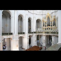 Dresden, Kathedrale (ehem. Hofkirche), Blick von der Seitenempore zur Orgel