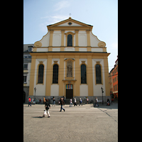 Wrzburg, Augustinerkirche, Fassade