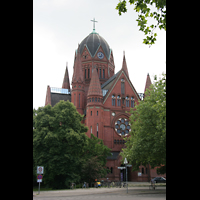 Berlin, Heilig-Kreuz-Kirche (Kirche zum Heiligen Kreuz), Außenansicht