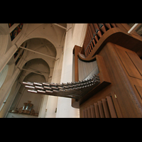 Hamburg, Hauptkirche St. Katharinen, Chororgel und Rckpositiv der Hauptorgel im Bau