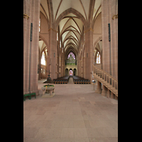 Oppenheim, St. Katharinen, Blick vom Ostchor in Richtung Orgel