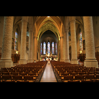 Luxembourg (Luxemburg), Cathédrale Notre-Dame, Innenraum / Hauptschiff in Richtung Chor