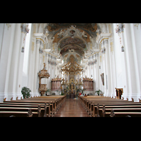 Trier, Basilika St. Paulin, Innenraum / Hauptschiff in Richtung Chor