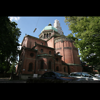 Mnchen (Munich), St. Ursula, Auenansicht vom Chor aus