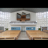 Mnchen (Munich), Maria-Immaculata-Kirche, Innenraum / Hauptschiff in Richtung Orgel (Vorgngerinstrument)