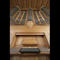 München (Munich), Pfarrkirche Heilige Familie, Spieltisch mit Orgel