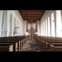 Memmingen, St. Josef, Innenraum / Hauptschiff in Richtung Chor