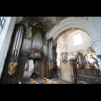 Ottobeuren, Abtei - Basilika St. Alexander und Theodor, Blick von der Dreifaltigkeitsorgel zur Heilig-Geist-Orgel