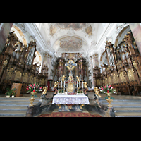 Ottobeuren, Abtei - Basilika St. Alexander und Theodor, Chorraum mit Heilig-Geist- und Dreifaltigkeitsorgel