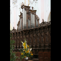 Ochsenhausen, Klosterkirche St. Georg, Chororgel mit Chorgesthl