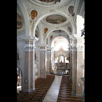 Füssen, Basilika St. Mang, Blick von der Orgelempore in die Kirche