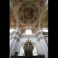 St. Florian, Stiftskirche, Linke Chororgel und Deckengemälde