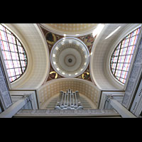 Potsdam, St. Nikolai, Orgelempore und Blick in die Kuppel