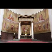Potsdam, St. Nikolai, Chorraum mit Altar