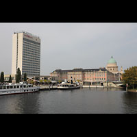 Potsdam, St. Nikolai, Mercure-Hotel, Stadtschloss und Nikolaikirche