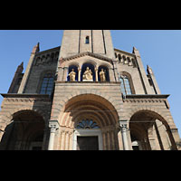 Potsdam, Propsteikirche St. Peter und Paul, Fassaden-Detail