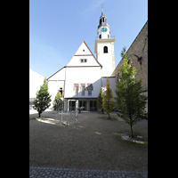 Stuttgart, Hospitalkirche, Neue Fassade und Vorhof