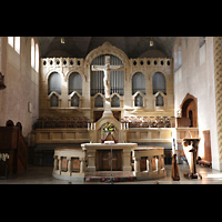 Stuttgart, Markuskirche, Altarraum mit Orgel