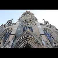 Stuttgart, Johanneskirche, Fassade mit Turm