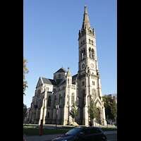 Stuttgart, Matthuskirche, Auenansicht vom Erwin-Schttle-Platz