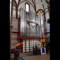 Berlin, Lutherkirche, Orgel mit Spieltisch