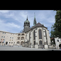 Wittenberg, Schlosskirche, Schlossplatz mit Blick auf den Chor