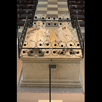 Braunschweig, Dom St. Blasii, Grabmal Heinrichs des Löwen und seiner Gattin Mathilde