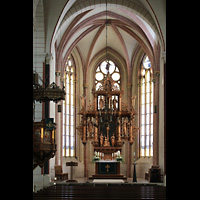Goslar, Marktkirche St. Cosmas und Damian, Chorraum mit Kanzel