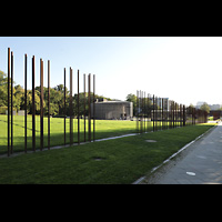 Berlin, Kapelle der Vershnung, Ansicht von der Bernauer Strae aus