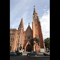 Berlin, Stephanuskirche, Fassade, von der Prinzenallee aus gesehen