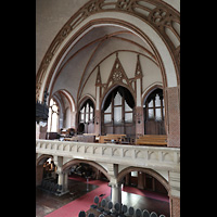 Berlin, Stephanuskirche, Blick von der linken Seitenempore zur Orgel