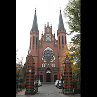 Berlin, St. Paulus Dominikanerkloster, Fassade mit Türmen