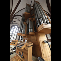 Berlin, St. Paulus Dominikanerkloster, Orgel mit Spieltisch seitlich