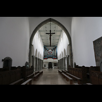 Ravensburg, St. Jodok, Blick vom Hochaltar durchs gesamte Hauptschiff zur Orgel