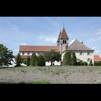 Reichenau, St. Peter und Paul Niederzell, Seitenansicht von Süden
