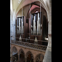 Basel, Münster, Orgelempore vom seitlichen Triforium aus gesehen