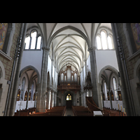 Vevey, Notre-Dame, Innenraum in Richtung Orgel