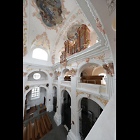 Luzern, Jesuitenkirche, Blick vom Triforium im Chor in die Kirche und zur Orgel