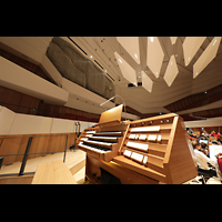 Dresden, Kulturpalast / Philharmonie (Konzertsaal), Orgel mit Spieltisch