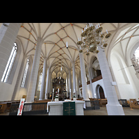 Bautzen, Dom St. Petri, Blick vom evangelischen Altar zum Chorraum mit Kohl-Orgel (katholischer Teil)