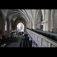 Görlitz, Dreifaltigkeitskirche, Blick von der Seitenempore im Hauptschiff zum Chor