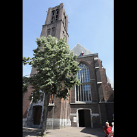 Venlo, Sint Martinus Basiliek, Fassade mit Turm