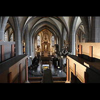 Dsseldorf, Basilika St. Lambertus, Blick ber das Rckpositiv in die Kirche