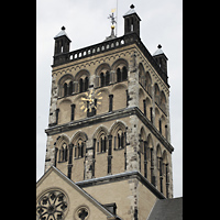 Neuss, Münster St. Quirin(us), Hauptturm von Süden