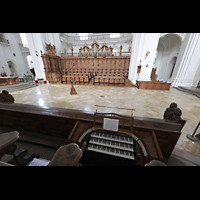 Weingarten, Basilika  St. Martin, Blick vom Spieltisch der Chororgel zur Chororgel