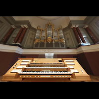 Basel, Stadtcasino, Konzertsaal, Mobiler Spieltisch und Orgel