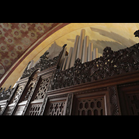Berlin, Herz-Jesu-Kirche, Orgelprospekt seitlich