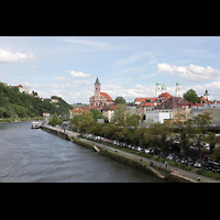 Blick von der Schanzlbrücke zum Domberg Passau, Dom St. Stephan, Blick von der Schanzlbrücke zum Domberg