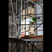 Wichtiges Utensil im Baugerüst des Vierungsturms in etwa 40 Metern Höhe Passau, Dom St. Stephan, Wichtiges Utensil im Baugerüst des Vierungsturms in etwa 40 Metern Höhe